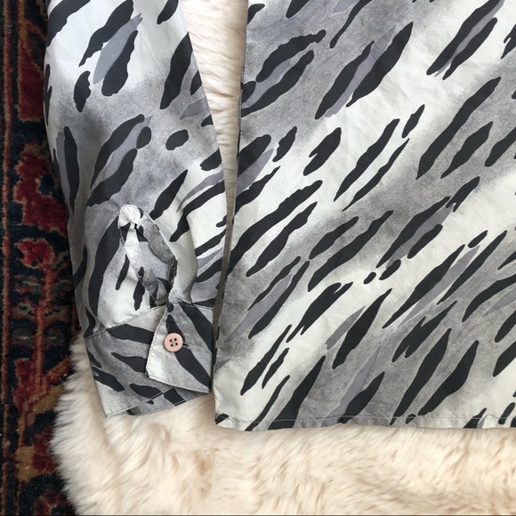 Vintage Via Seta 100% Silk Zebra Button Up Blouse - Picture 5 of 8